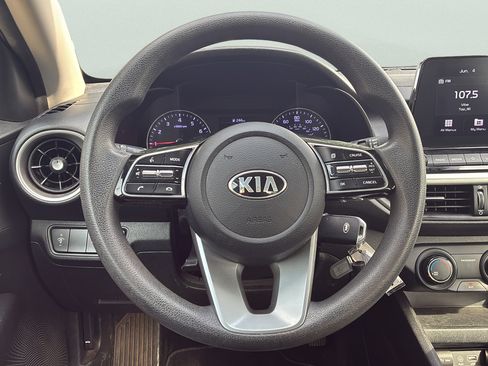 Used 2021 Kia Forte LXS FWD image 25