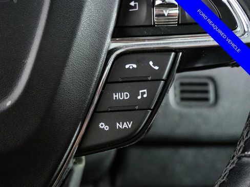 Used 2019 Lincoln Navigator L Reserve AWD/4WD image 28