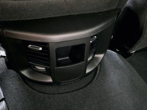 Used 2025 RAM 2500 Big Horn AWD/4WD image 16