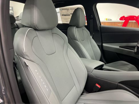 New 2026 Hyundai Elantra Limited image 13
