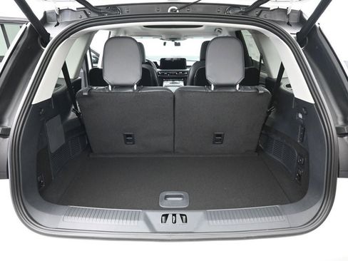 New 2026 Lincoln Aviator AWD image 33