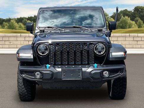 Used 2023 Jeep Wrangler Unlimited w/ 8.4" Radio Group AWD/4WD image 3