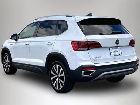 Used 2024 Volkswagen Taos SE FWD image 4