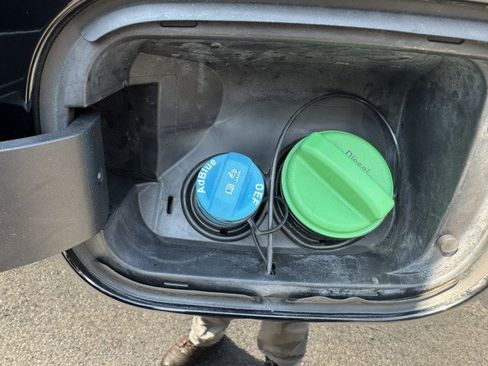 Used 2020 Chevrolet Silverado 3500 High Country w/ Z71 Off-Road Package image 33