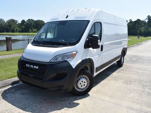 Used 2024 RAM ProMaster 2500 w/ Power Group FWD image 6