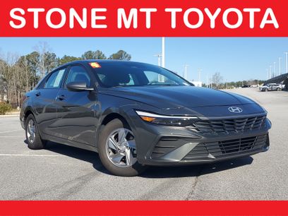 Used 2024 Hyundai Elantra SE