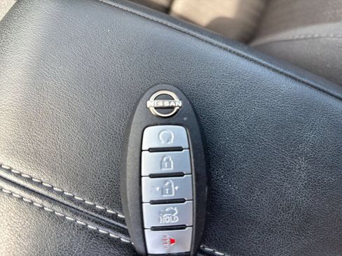 Used 2025 Nissan Altima 2.5 SV FWD image 20