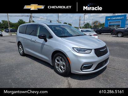 Used 2024 Chrysler Pacifica Limited