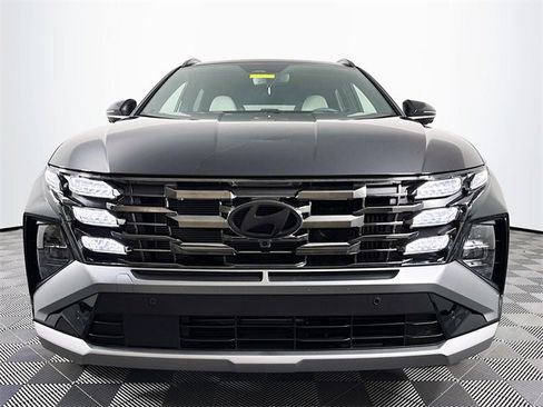 New 2025 Hyundai Tucson Limited image 11