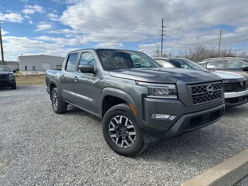 Used 2024 Nissan Frontier SL w/ Technology Package image 1