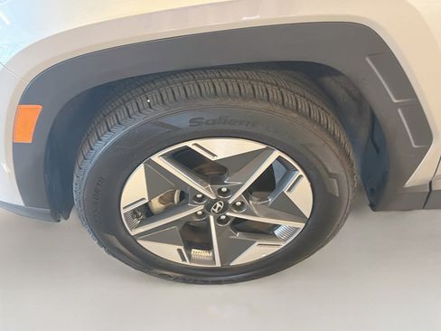 Used 2025 Hyundai Tucson SEL AWD/4WD image 11