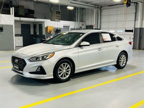 Used 2018 Hyundai Sonata SE image 12