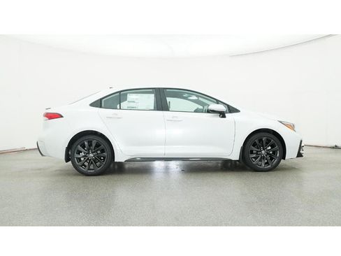 New 2026 Toyota Corolla SE image 27