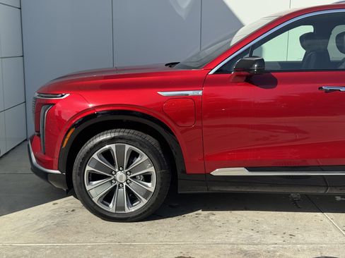 New 2026 Cadillac Vistiq Luxury image 5