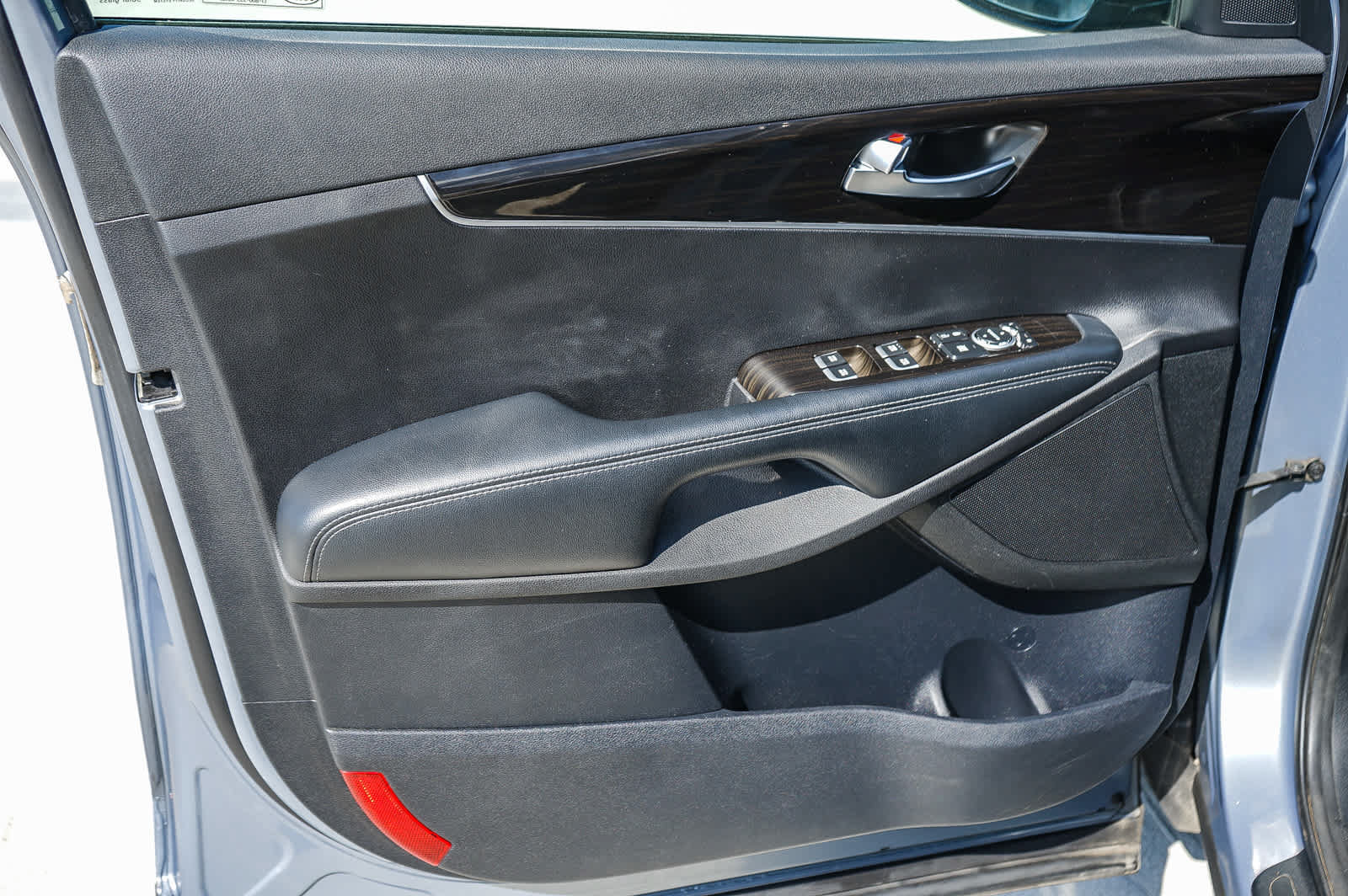 Used 2020 Kia Sorento FWD V6 image 20
