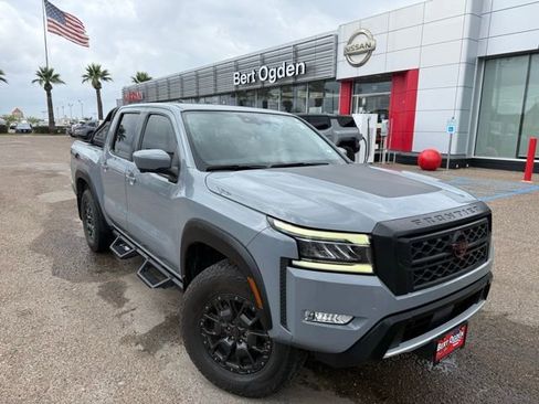 Used 2022 Nissan Frontier PRO-4X w/ Pro-4X Premium Package image 1