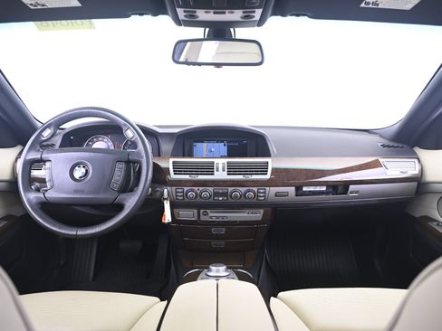 Used 2007 BMW 750Li RWD image 30