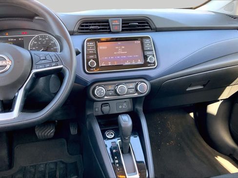 Used 2024 Nissan Versa SV FWD image 7