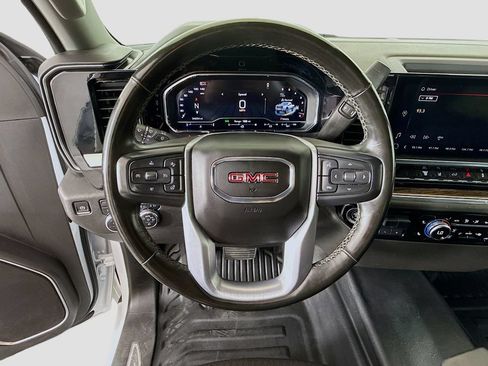 Used 2024 GMC Sierra 3500 SLE w/ SLE Convenience Package AWD/4WD image 11