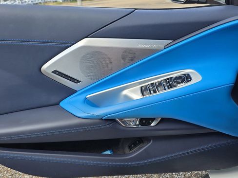 Used 2022 Chevrolet Corvette Stingray Premium Conv w/ Z51 Performance Package RWD image 16