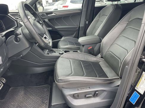 Used 2022 Volkswagen Tiguan SEL R-Line AWD/4WD image 14