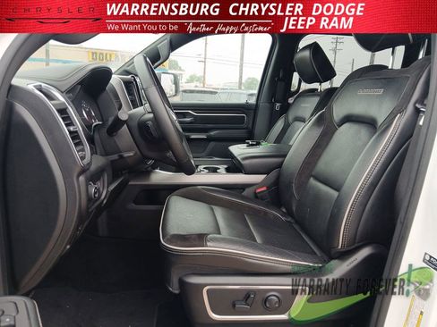 Used 2025 RAM 1500 Laramie AWD/4WD image 13