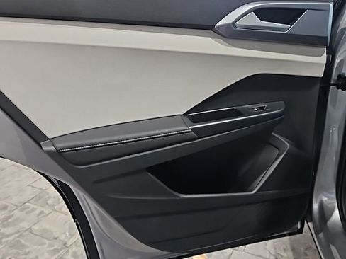 New 2026 Volkswagen Taos SEL AWD/4WD image 20