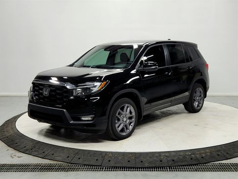 Used 2023 Honda Passport EX-L image 3