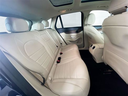 Certified 2022 Mercedes-Benz GLC 300 4MATIC image 23