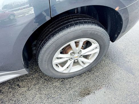 Used 2017 Chevrolet Equinox LT w/ Convenience Package image 15