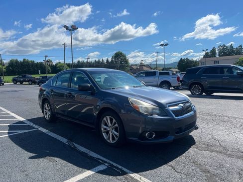 Used 2014 Subaru Legacy 2.5i w/ Alloy Wheel Package AWD/4WD image 8