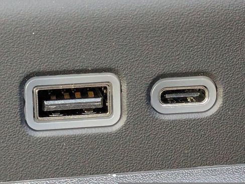 New 2026 Chevrolet Suburban High Country image 26