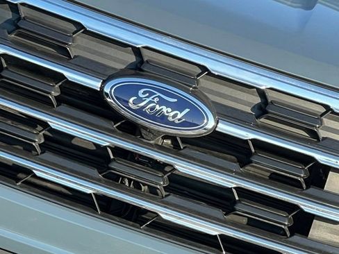 Used 2026 Ford Explorer Active w/ Active Comfort Package image 4