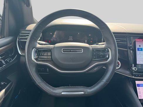 Used 2022 Jeep Grand Wagoneer Series I AWD/4WD image 12