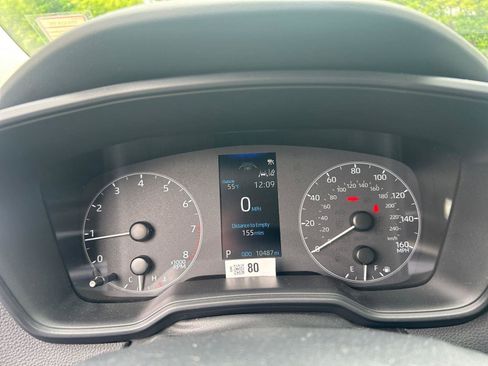 Used 2024 Toyota Corolla LE FWD image 18