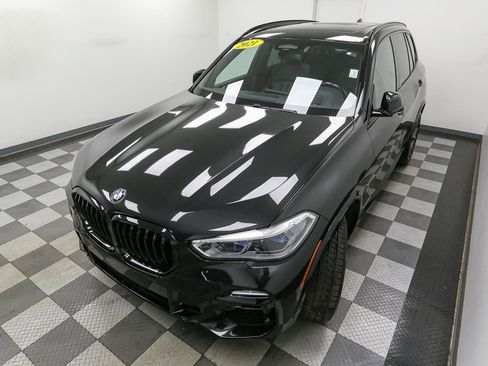 Used 2021 BMW X5 xDrive40i w/ M Sport Package image 6