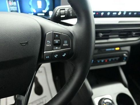 Certified 2025 Ford Bronco Sport Outer Banks w/ Outer Banks Tech Package+ AWD/4WD image 14