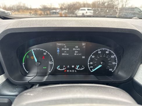 Used 2022 Ford Maverick XLT image 15