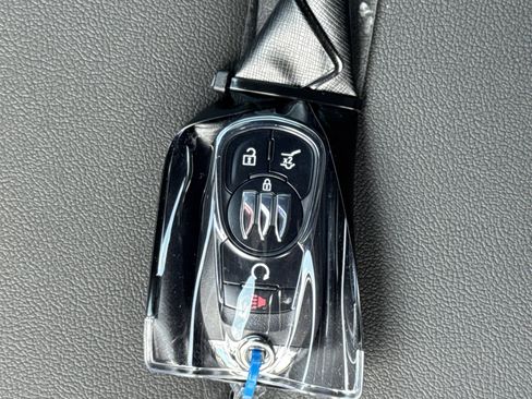 New 2026 Buick Envista Sport Touring w/ Convenience I Package FWD image 34