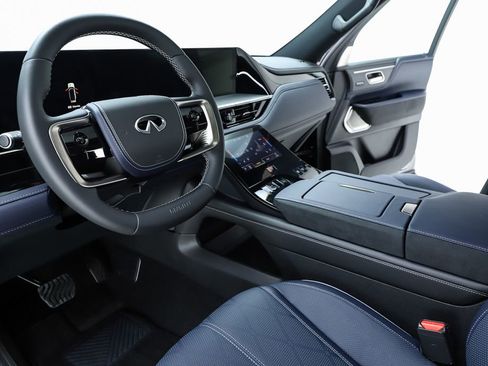 New 2026 INFINITI QX80 4WD w/ Sport Exterior Package image 60