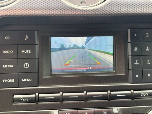 Used 2017 Ford Mustang GT RWD image 15