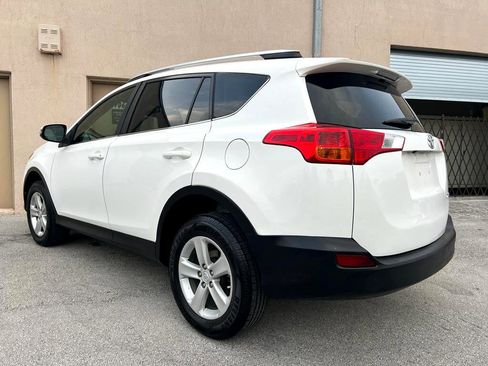 Used 2013 Toyota RAV4 XLE image 11