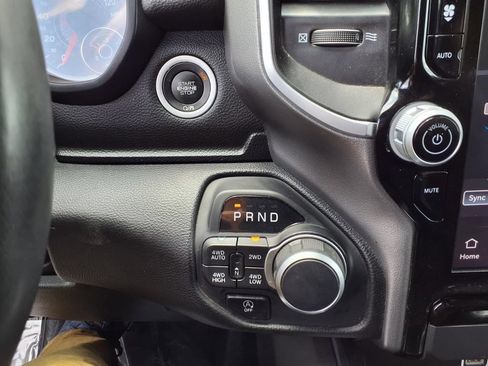 Certified 2025 RAM 1500 Big Horn AWD/4WD image 8