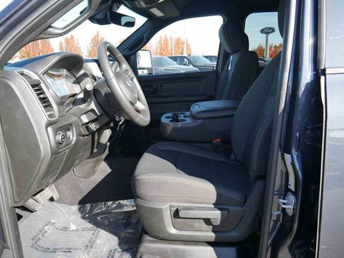 New 2026 RAM 2500 Tradesman AWD/4WD image 33