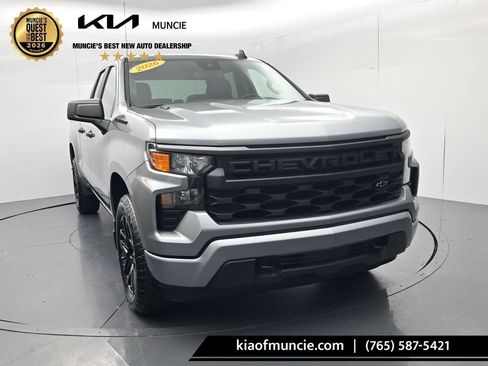 Used 2026 Chevrolet Silverado 1500 Custom w/ LPO, Dark Essentials Package AWD/4WD image 2