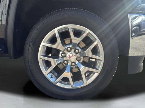 Used 2018 GMC Sierra 1500 SLT w/ Enhanced Driver Alert Package image 39