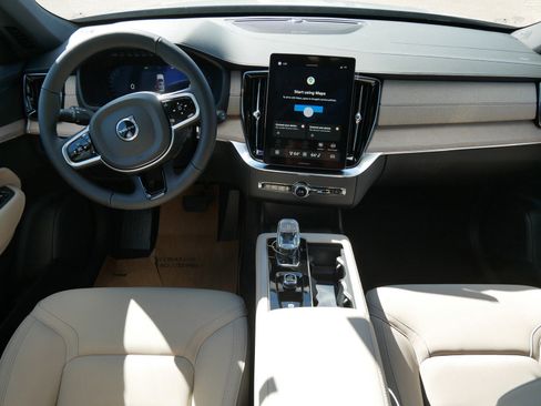 New 2026 Volvo XC90 B5 Plus image 7