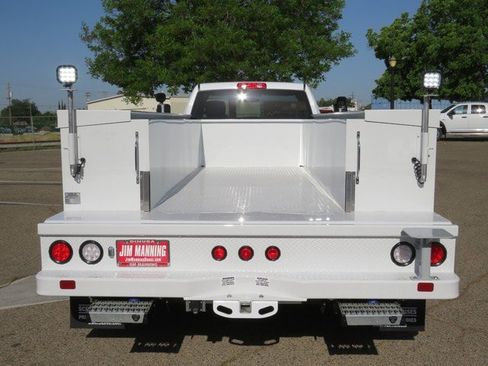 New 2022 RAM 3500 Tradesman image 55