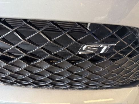 Certified 2025 Buick Envista Sport Touring FWD image 28