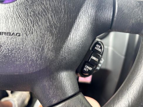 Used 2002 Nissan Xterra XE image 22